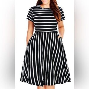 Nemidor Black White Striped Plus Size Dress 26 NWT Pockets Flowy Casual Midi